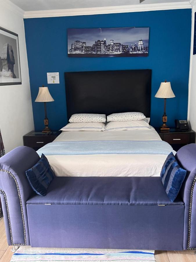 2 Op Terblanche Guesthouse Boksburg Esterno foto