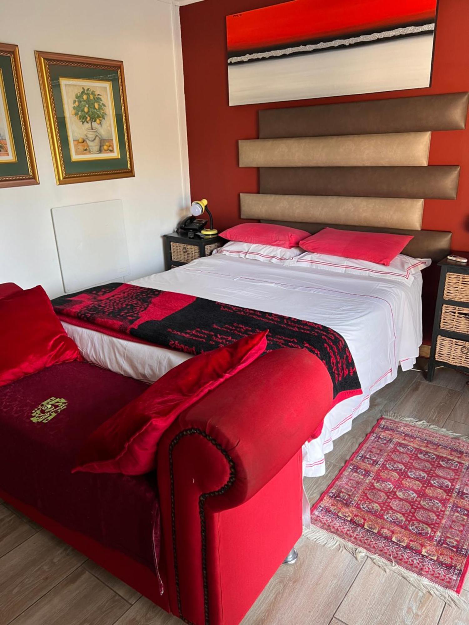 2 Op Terblanche Guesthouse Boksburg Esterno foto