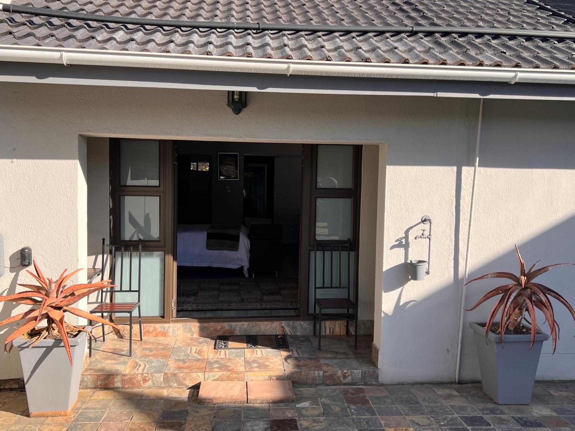 2 Op Terblanche Guesthouse Boksburg Esterno foto
