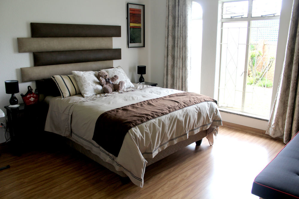 2 Op Terblanche Guesthouse Boksburg Esterno foto